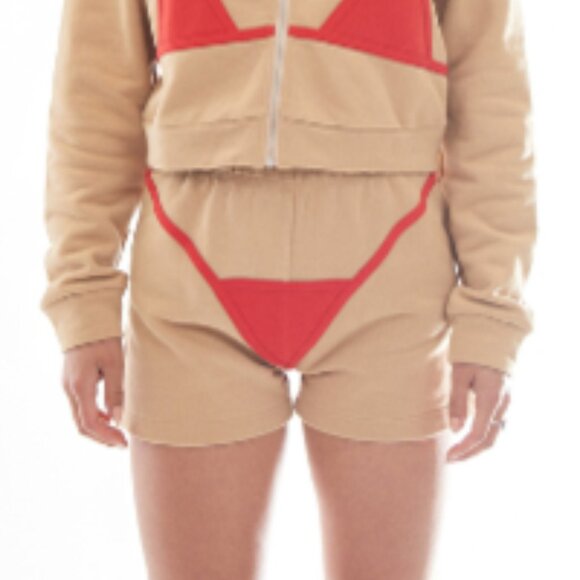 NWT FBC Bikini Bod Sweatshorts in Beige/Red – S – Fashion Brand Company - Picture 2 of 3